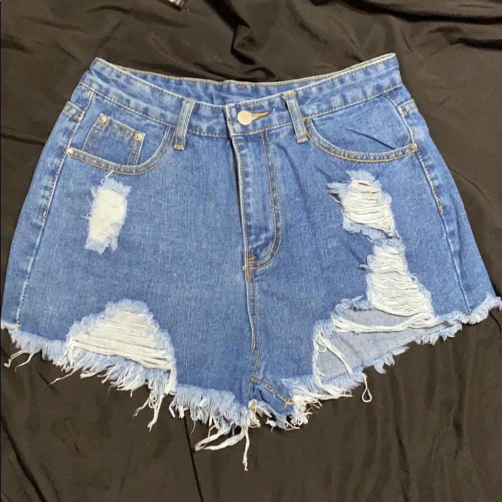 BRAND NEW Jean Shorts ☺️☺️